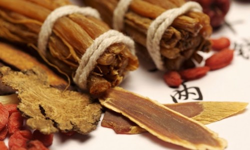 中药皂刺的功效与主治-中药楝根皮功效与作用网- 雄黄的功效与作用知识,分享中药皂刺的功效与主治